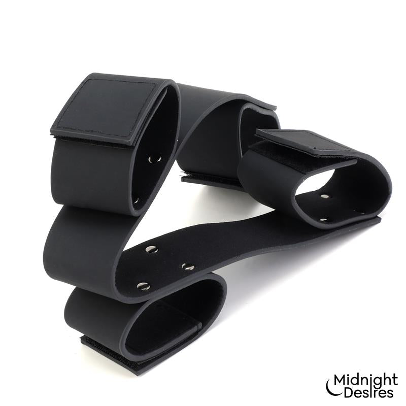 Midnight Desire Flexible Bondage Bar